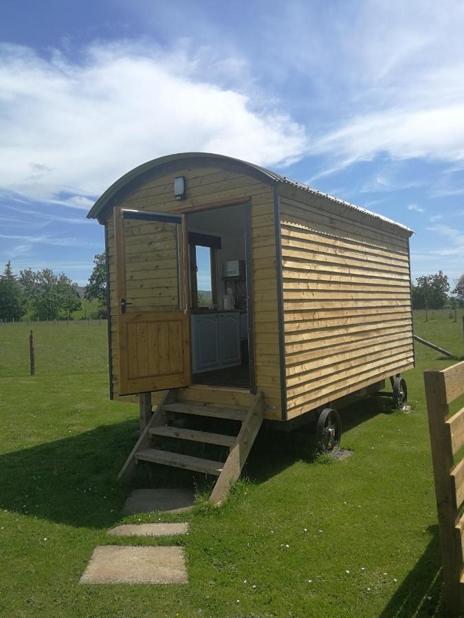 Sunny Mount Shepherd's Hut Long Marton
